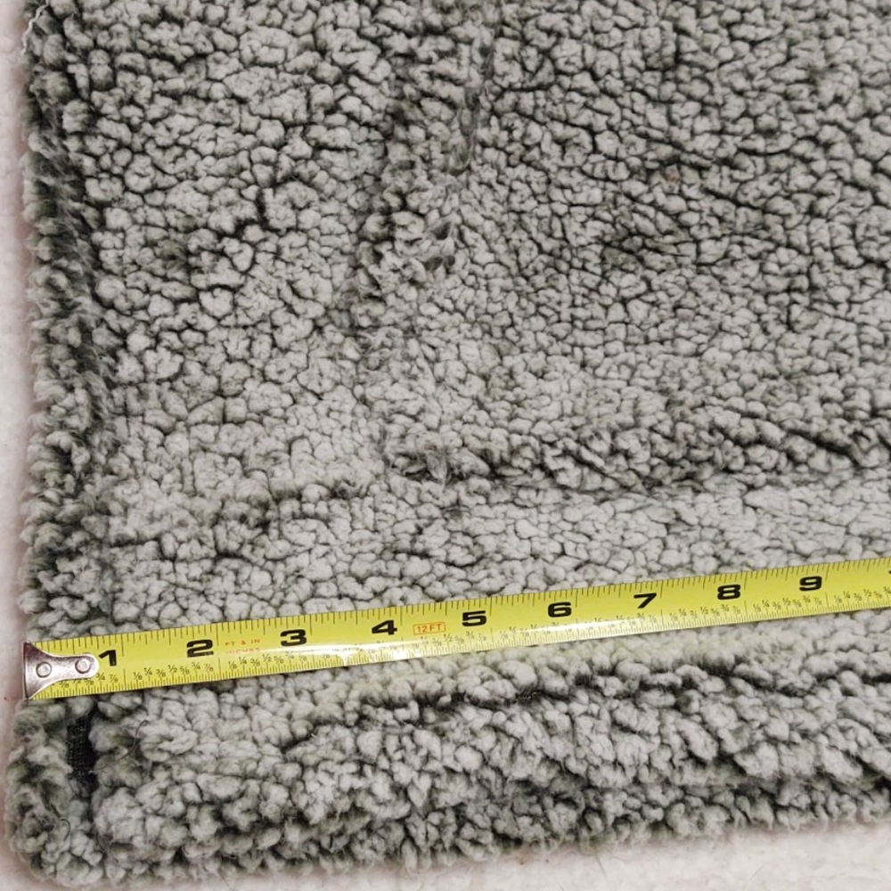 Derek🖤Heart pullover - Picture 5 of 9